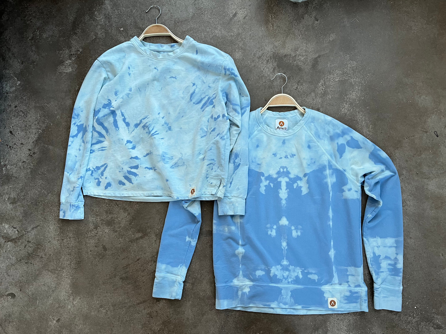 Men's - Reverse Dye Campfire Sweatshirt